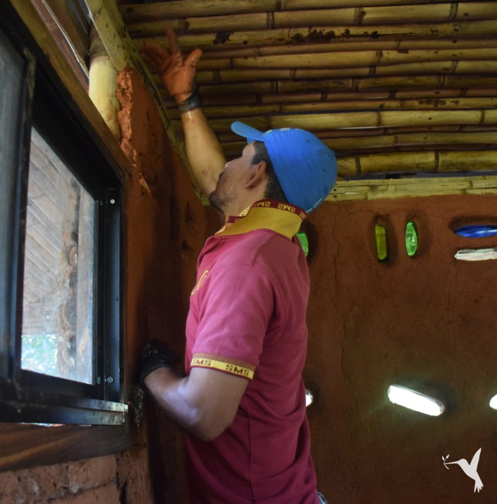 Week-in-Art-Farm-Panama-Producers-Market-adobe-1008x1024