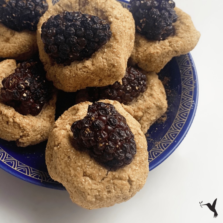 Vegan blackberry cookies